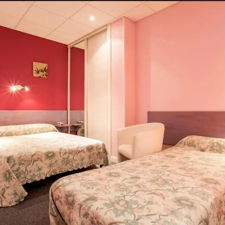Hotel Logis L'avenue 3*