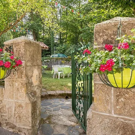Logis L'avenue Hotel 3*