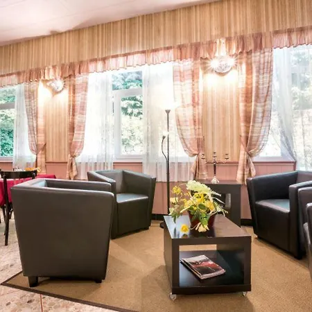 Logis L'avenue 3* Montfaucon-en-Velay